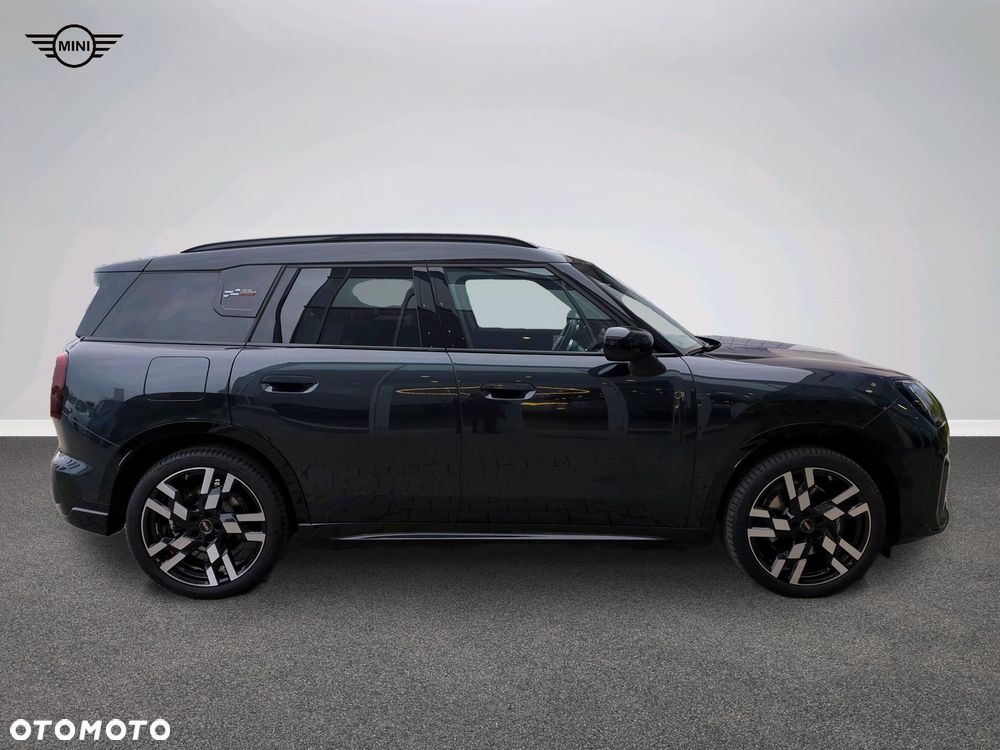 MINI Countryman C John Cooper Works Trim - 6
