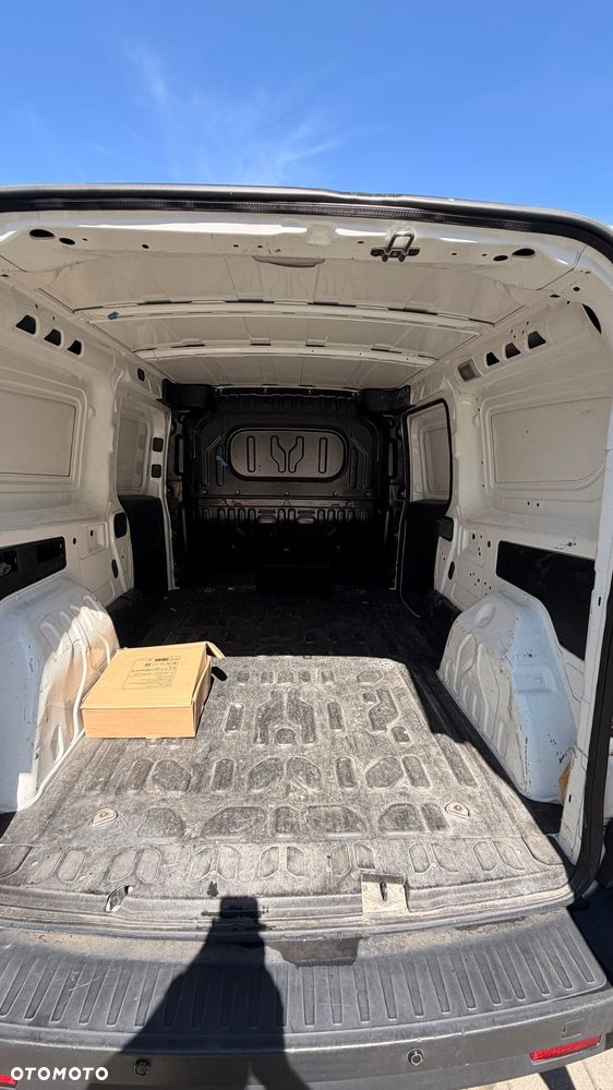 Opel COMBO - 13