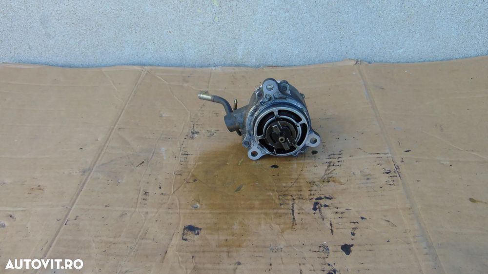 Pompa vacuum Mazda 6 2.0 diesel an 2003-2007 cod RF5C18G00 - 3