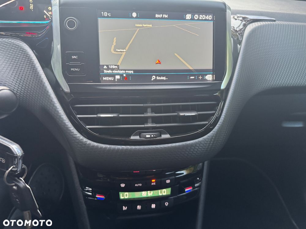 Peugeot 2008 1.2 Pure Tech GPF Allure S&S - 18