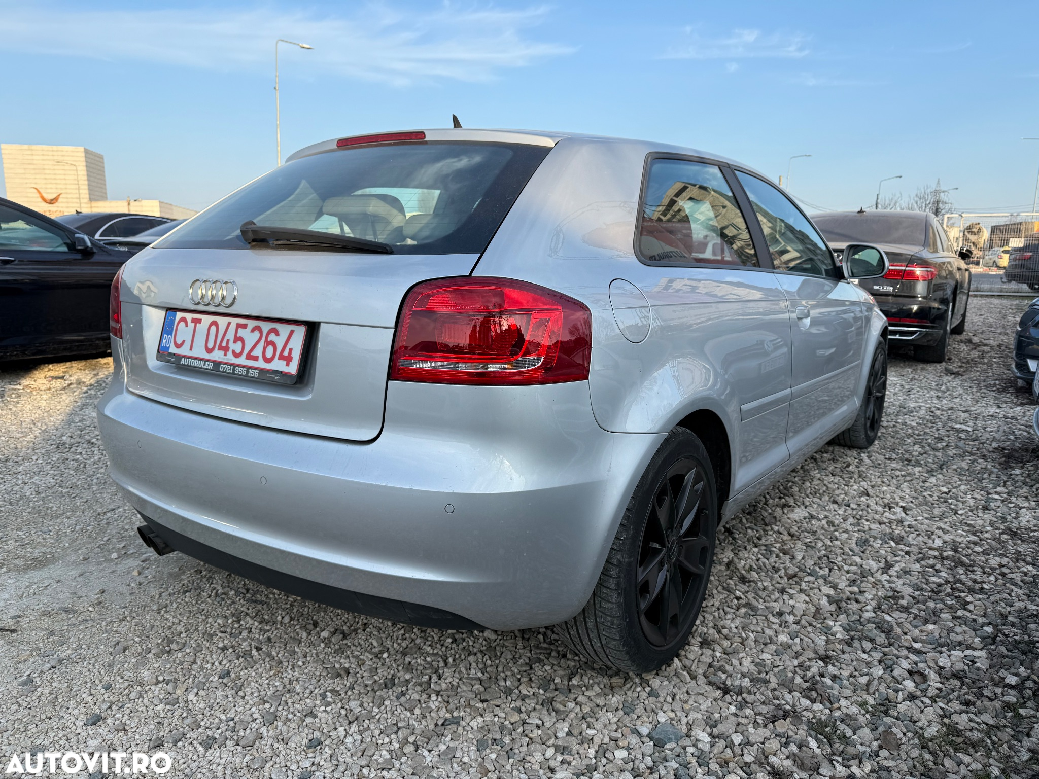 Audi A3 2.0 TDI DPF (DSG) S tronic Attraction - 27