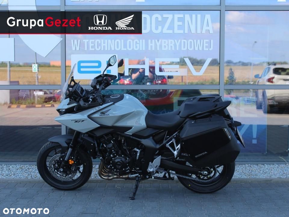 Honda CB - 4