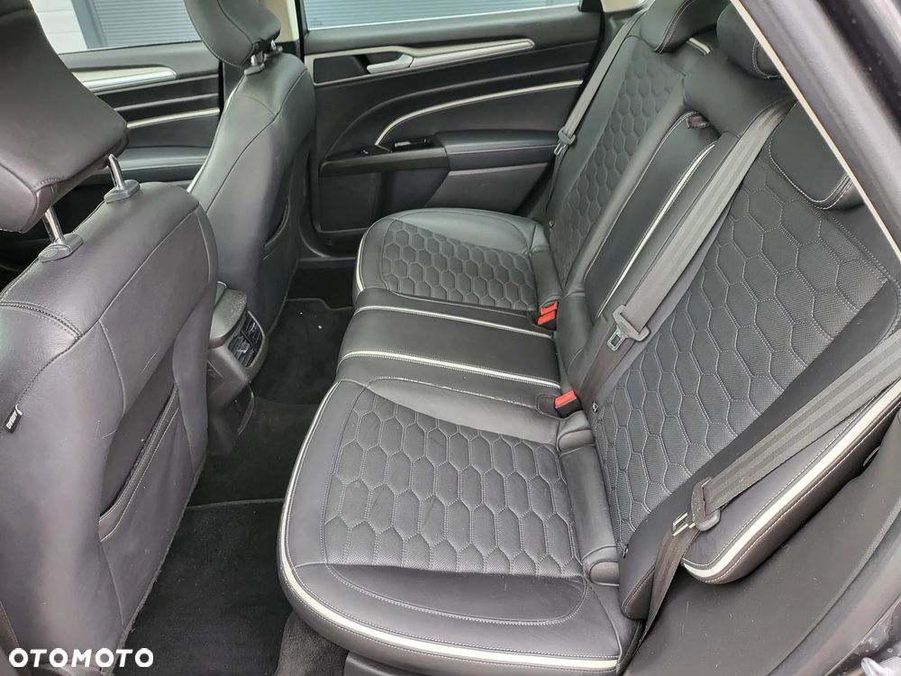 Ford Mondeo Vignale 2.0 TDCi PowerShift - 9