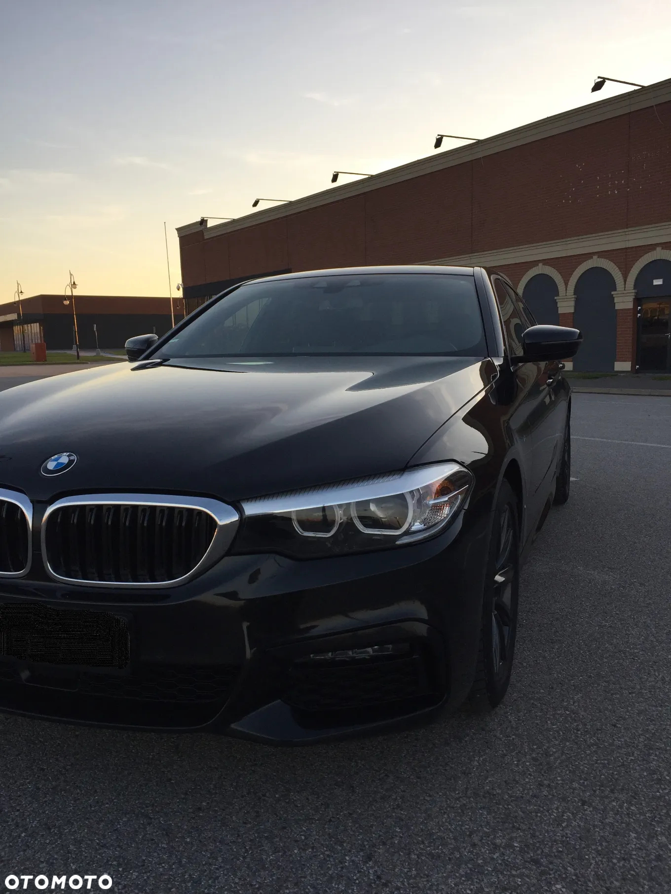 BMW Seria 5 530d xDrive M Sport Edition - 8