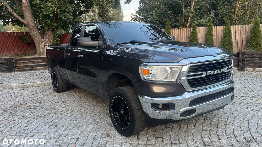 Dodge RAM - 12