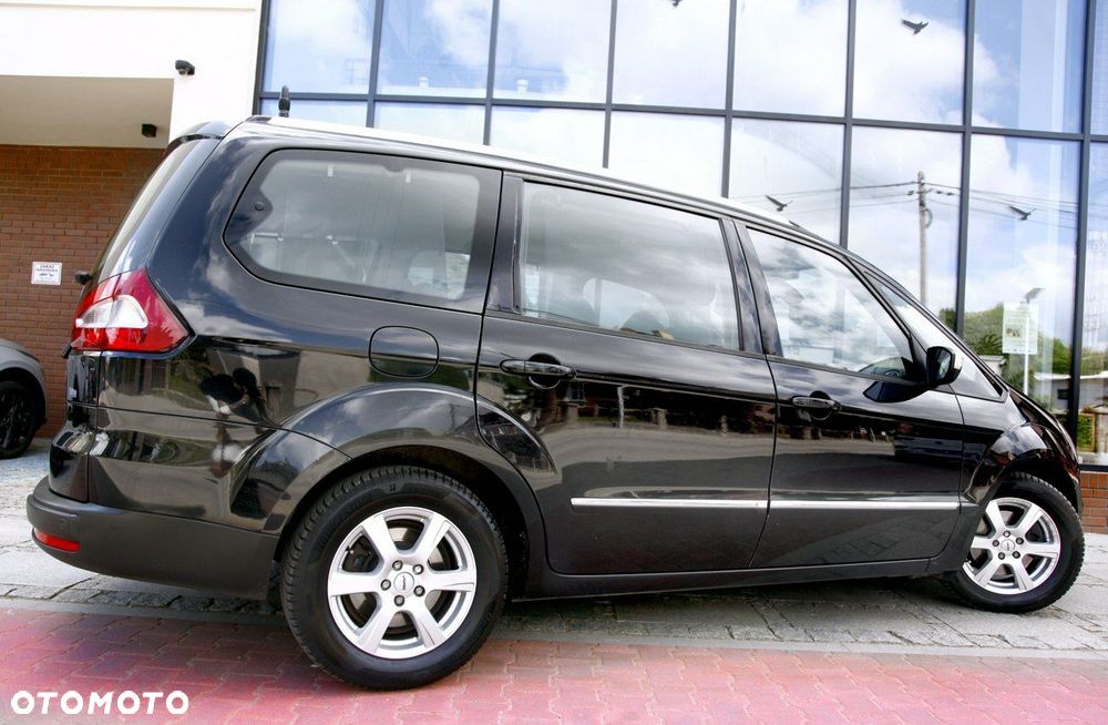 Ford Galaxy - 22