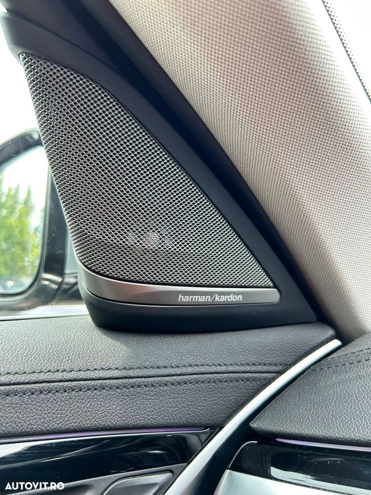 BMW Seria 5 520d AT - 12