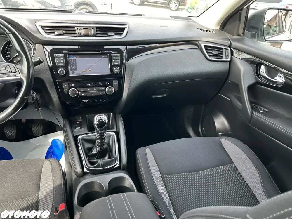 Nissan Qashqai 1.2 DIG-T N-Vision - 13