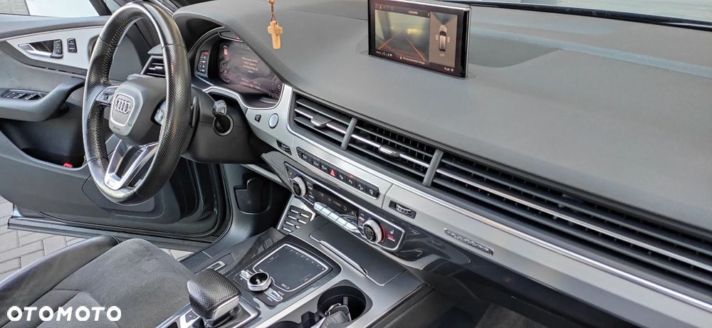Audi Q7 - 21