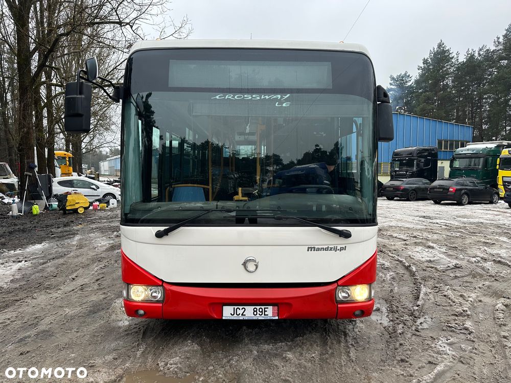 Irisbus CROSSWAY IVECO SFR161 MANUAL RETARDER KLIMA 12m NISKI POKŁAD DO PRZEWOZU OSÓB NIEPEŁNOSPRAWNYCH 39-SIEDZEŃ 57-STOJĄCYCH 560000km OPONY:275/70/22.5-NOWE!!! NAWIEWY PRZYCIEMNIONE SZYBY 2009r ŁADNY - 2