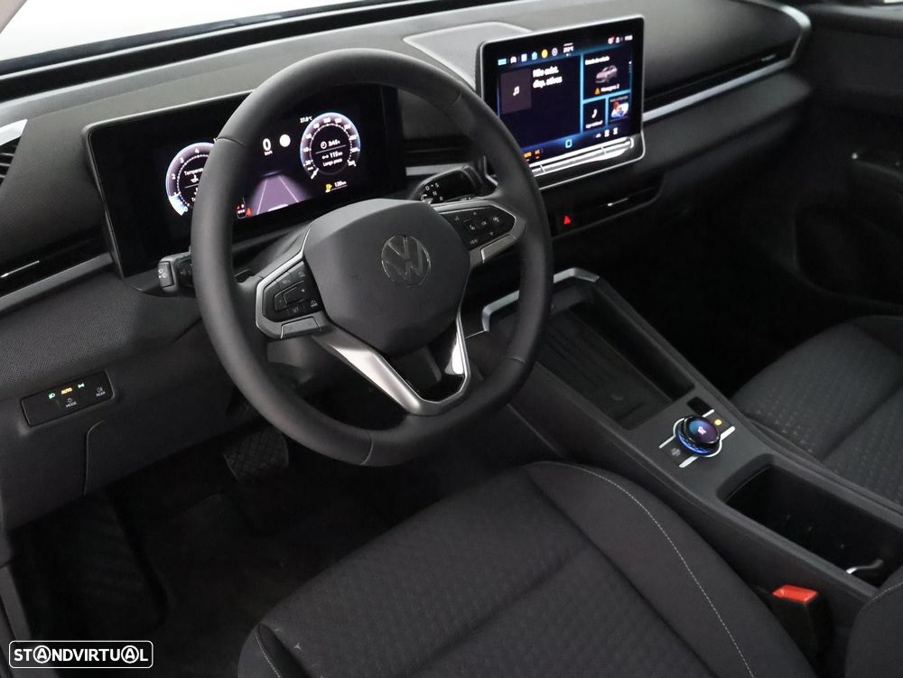 VW T-Roc 1.5 eTSI Trend DSG - 13