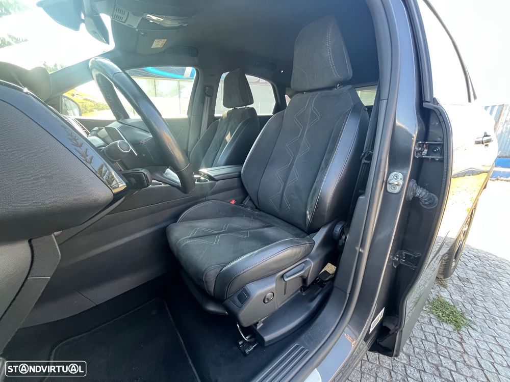 DS DS7 Crossback E-Tense Performance Line EAT8 - 24