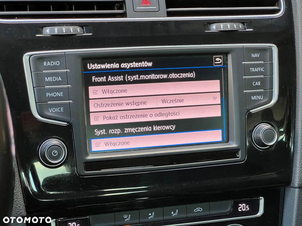 Volkswagen Golf 1.6 TDI BMT Highline DSG - 26