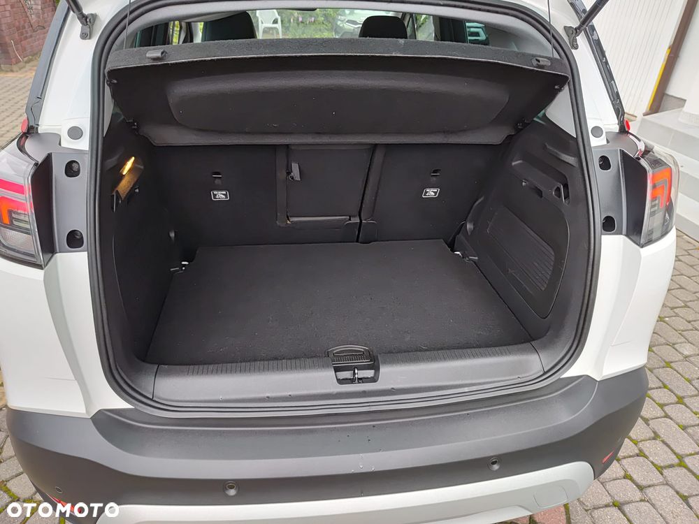 Opel Crossland X 1.2 T Design Line S&S - 14