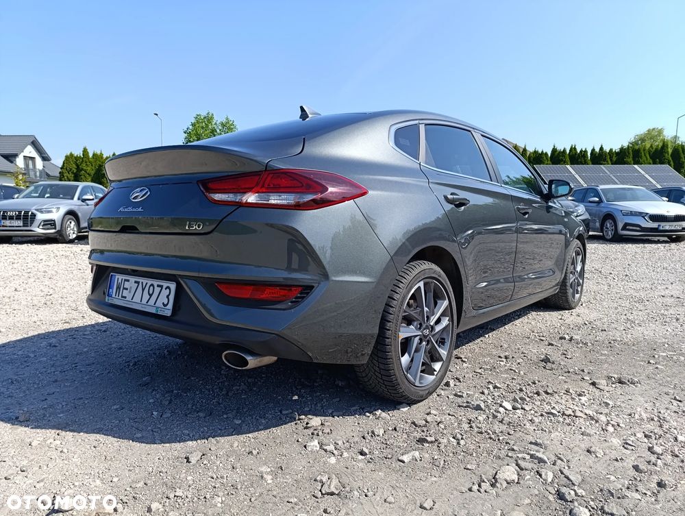 Hyundai i30 1.5 T-GDI 48V Smart DCT - 9