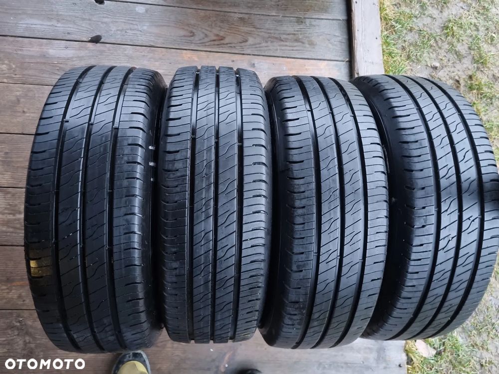 Opony Goodyear EfficientGrip Cargo 2 215/65R16c 109T 2023r.4x8mm super stan - 1