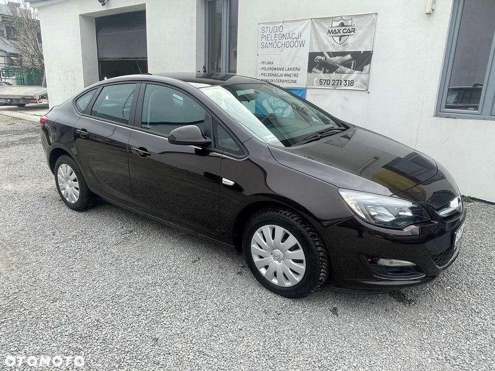 Opel Astra - 1