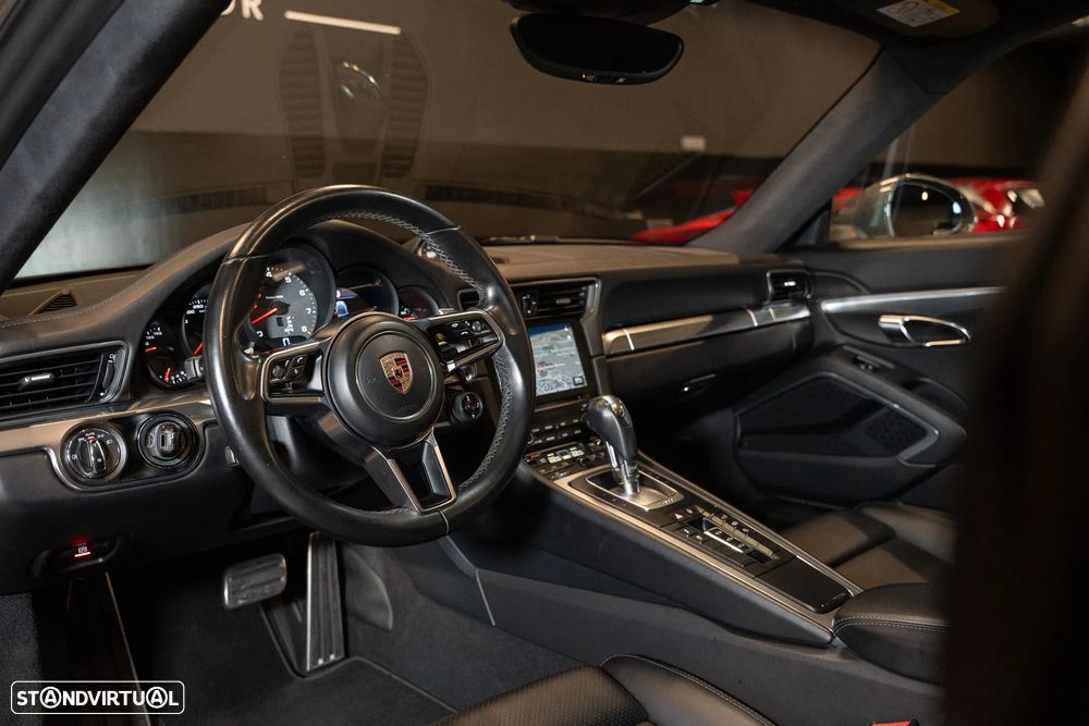 Porsche 911 (991) Carrera S PDK - 13
