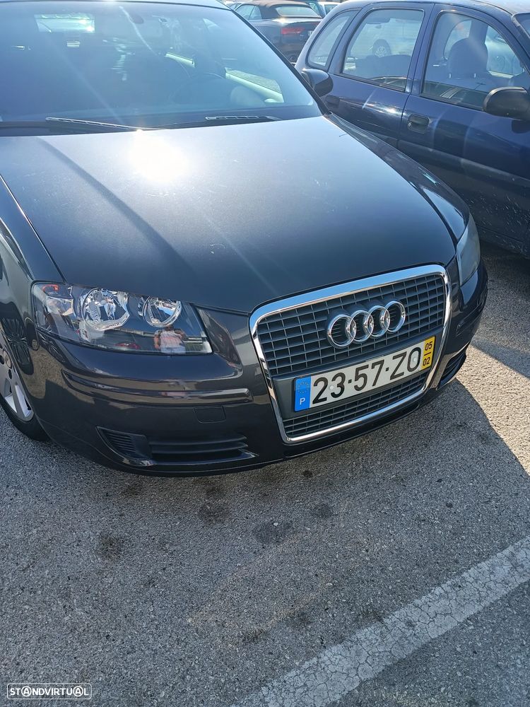 Audi A3 Sportback 1.6 FSi - 6