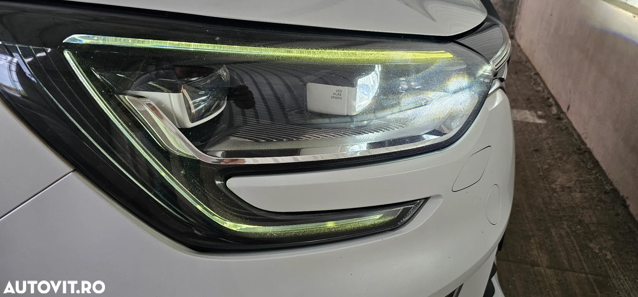 Renault Megane Grandtour ENERGY dCi 110 EDC BOSE EDITION - 16