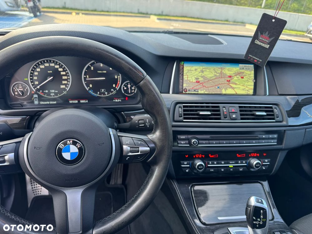 BMW Seria 5 525d - 15