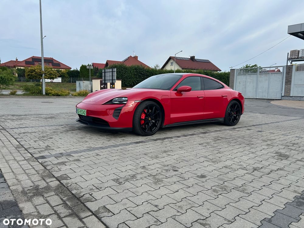 Porsche Taycan - 6