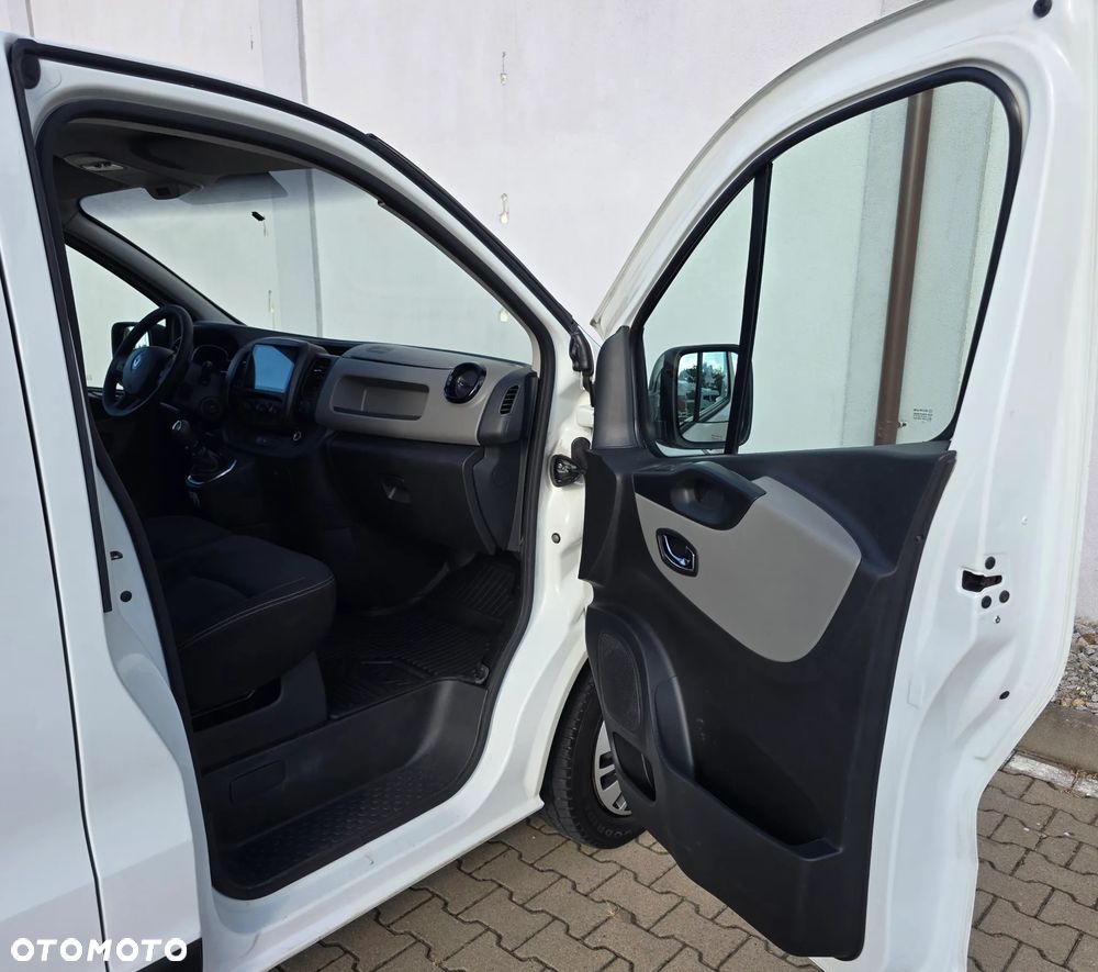 Renault Trafic - 19