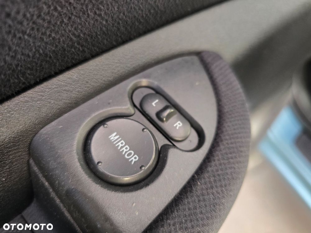 Honda FR-V - 32