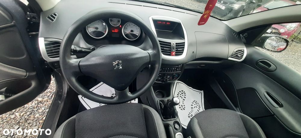 Peugeot 206 plus - 26