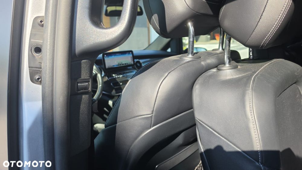 Mercedes-Benz Klasa V 250 d Avantgarde 9G-Tronic (d³ugi) - 13