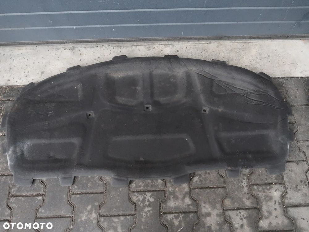 Wygłuszenie maski Audi A5 8W6 - 1
