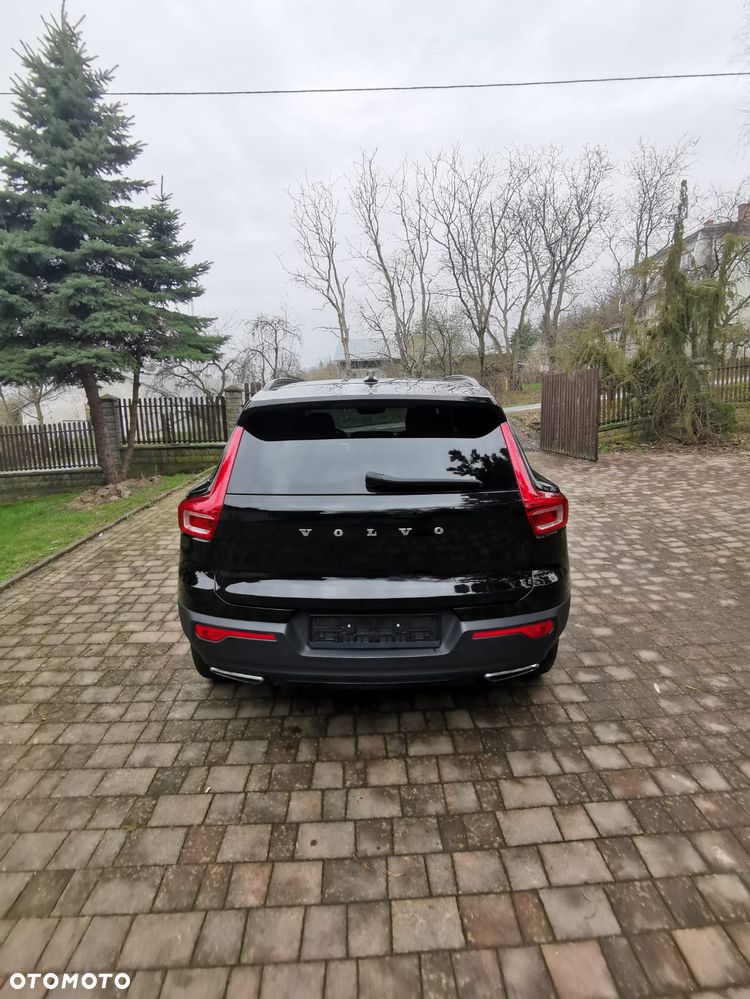 Volvo XC 40 D4 AWD Geartronic R-Design - 6