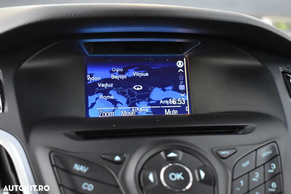 Ford Focus 1.6 TDCI DPF Titanium - 6