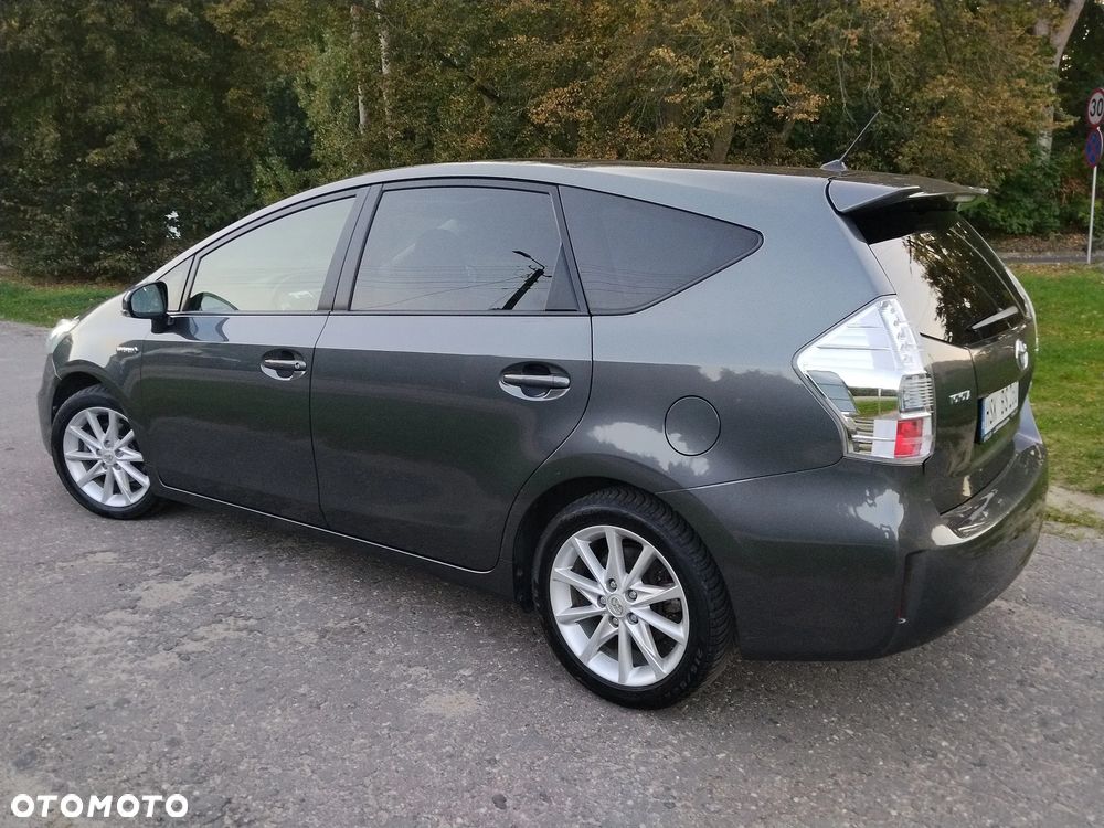 Toyota Prius+ (Hybrid) Executive - 16