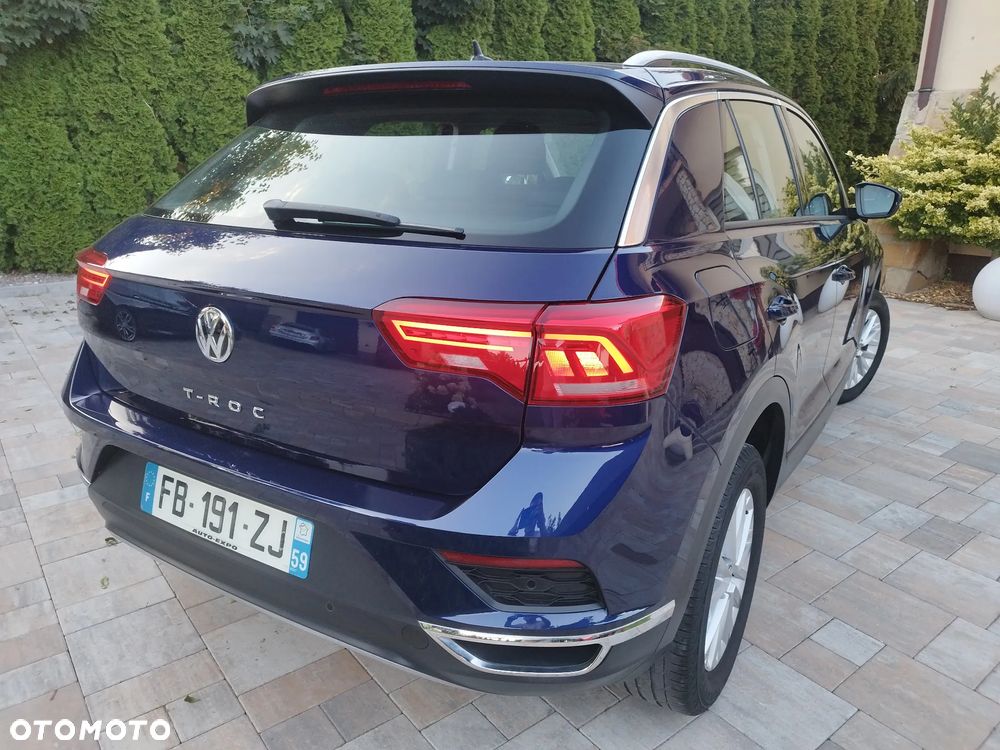 Volkswagen T-Roc - 16