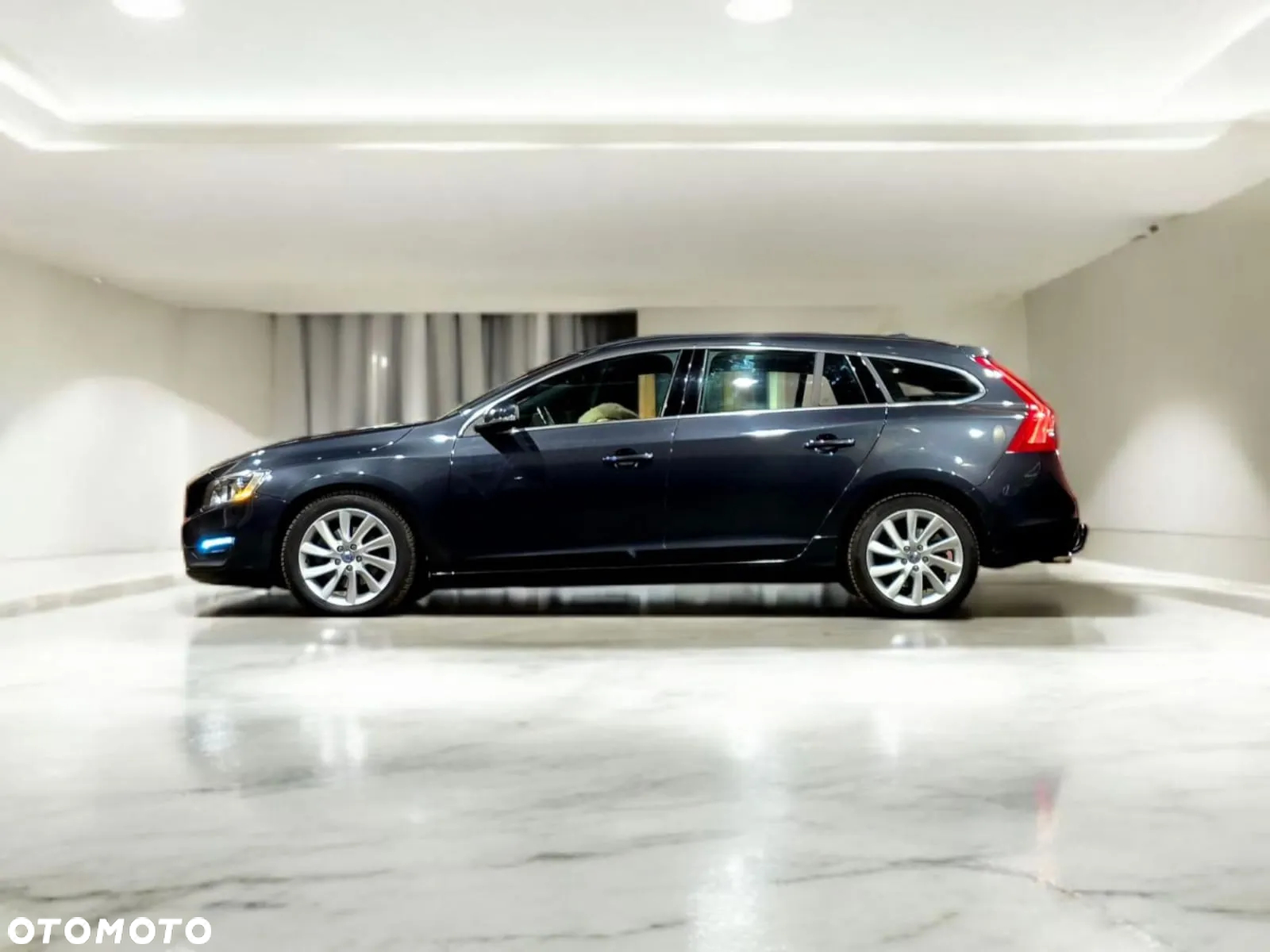 Volvo V60 D3 Business Edition - 2