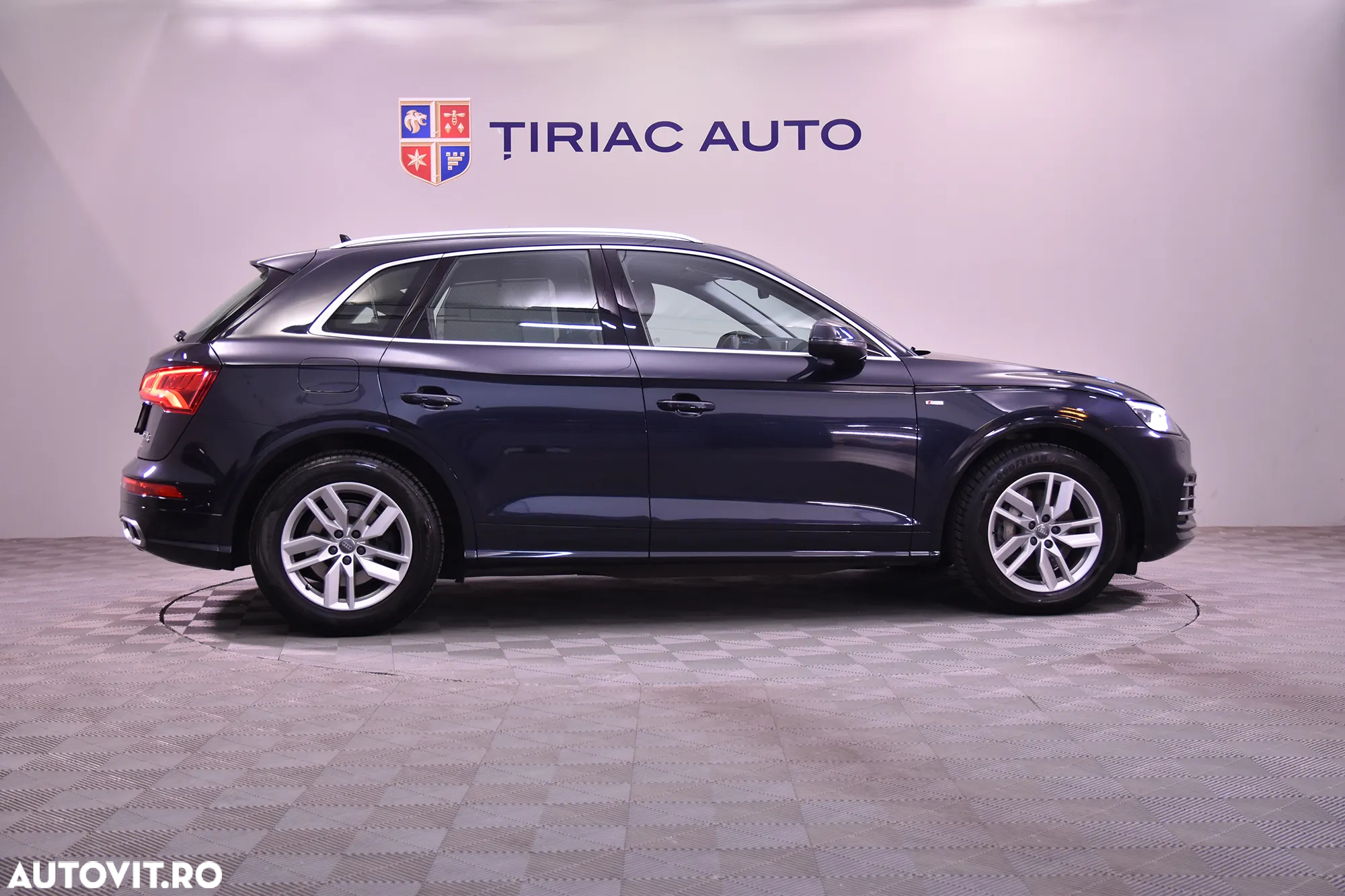 Audi Q5 55 TFSI e quattro S tronic PHEV S Line - 6