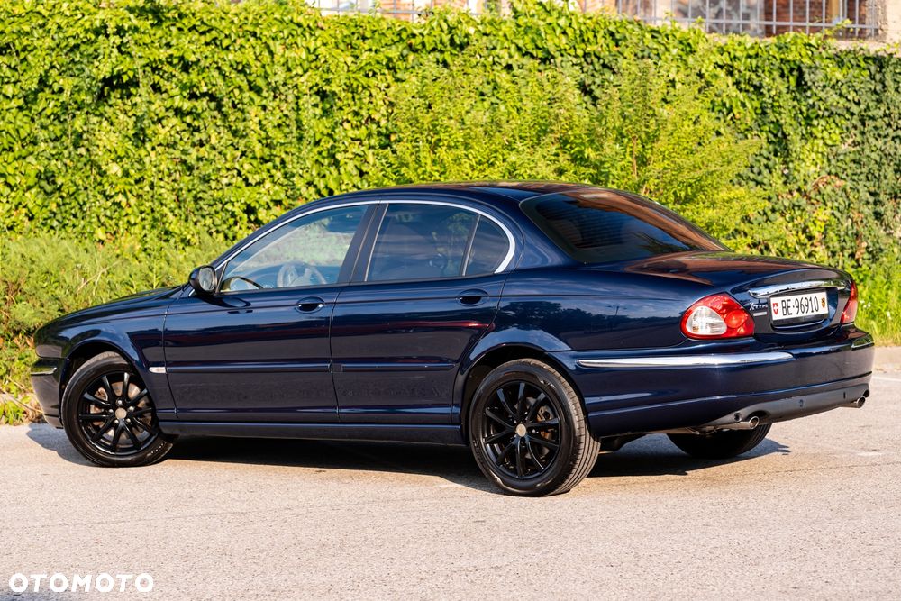 Jaguar X-Type 2.5 V6 4x4 Executive - 15