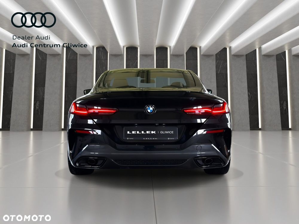 BMW Seria 8 - 5