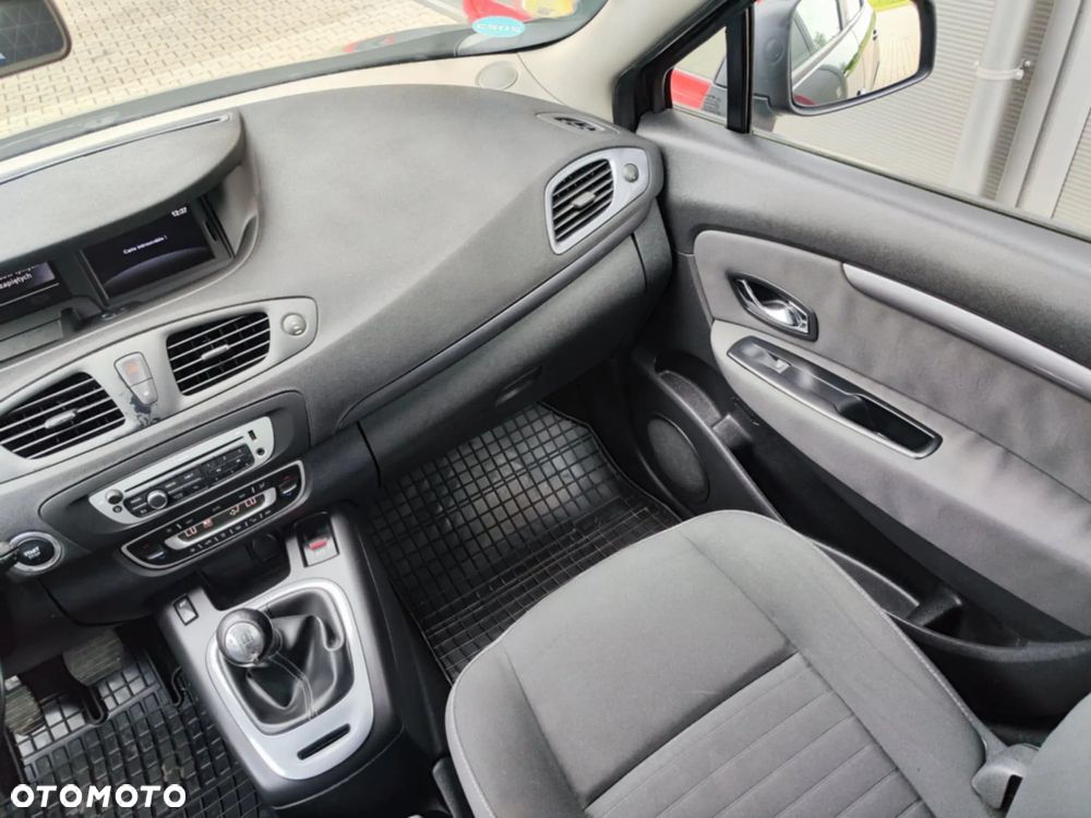 Renault Grand Scenic dCi 110 LIMITED - 23