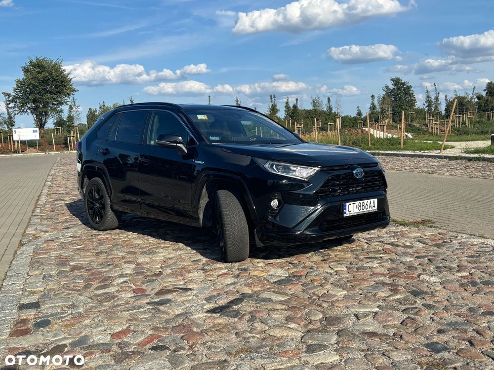 Toyota RAV4 2.5 Hybrid Black Edition by JBL 4x4 - 2