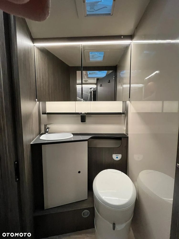 McLOUIS MC4 881 Model 2026 - 33