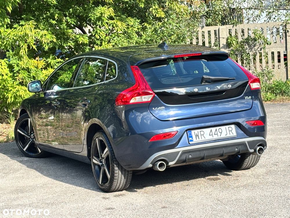 Volvo V40 D4 Drive-E R-Design Summum - 12