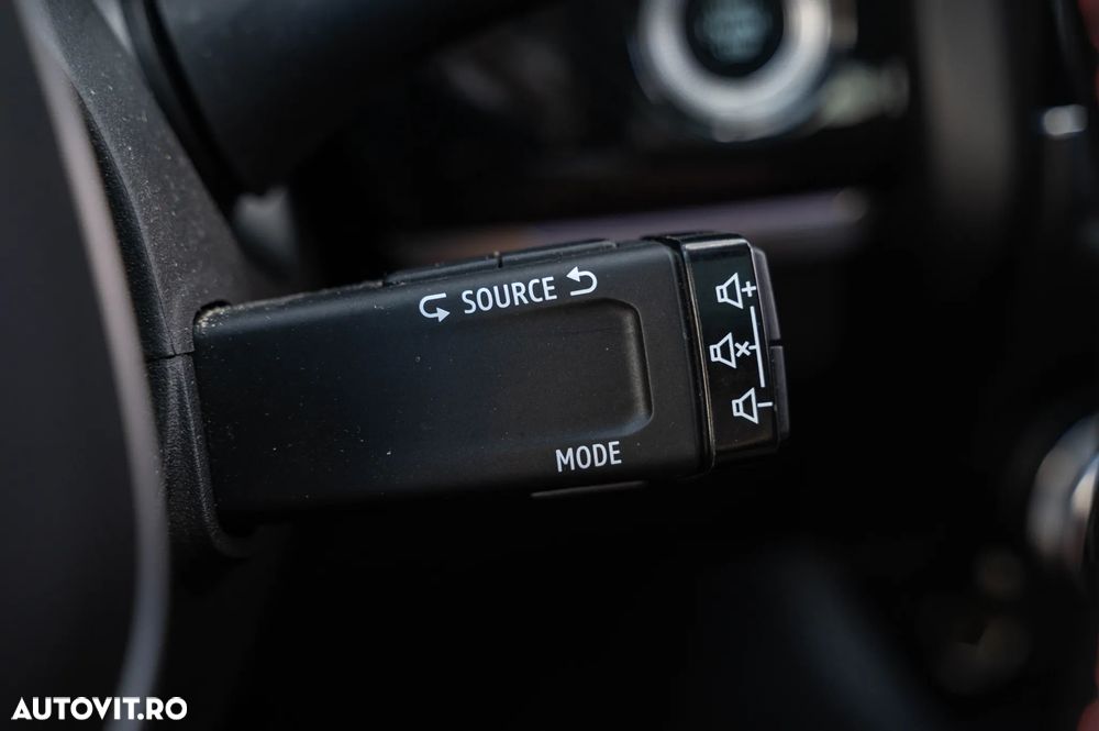 Renault Arkana E-TECH RS Line - 30