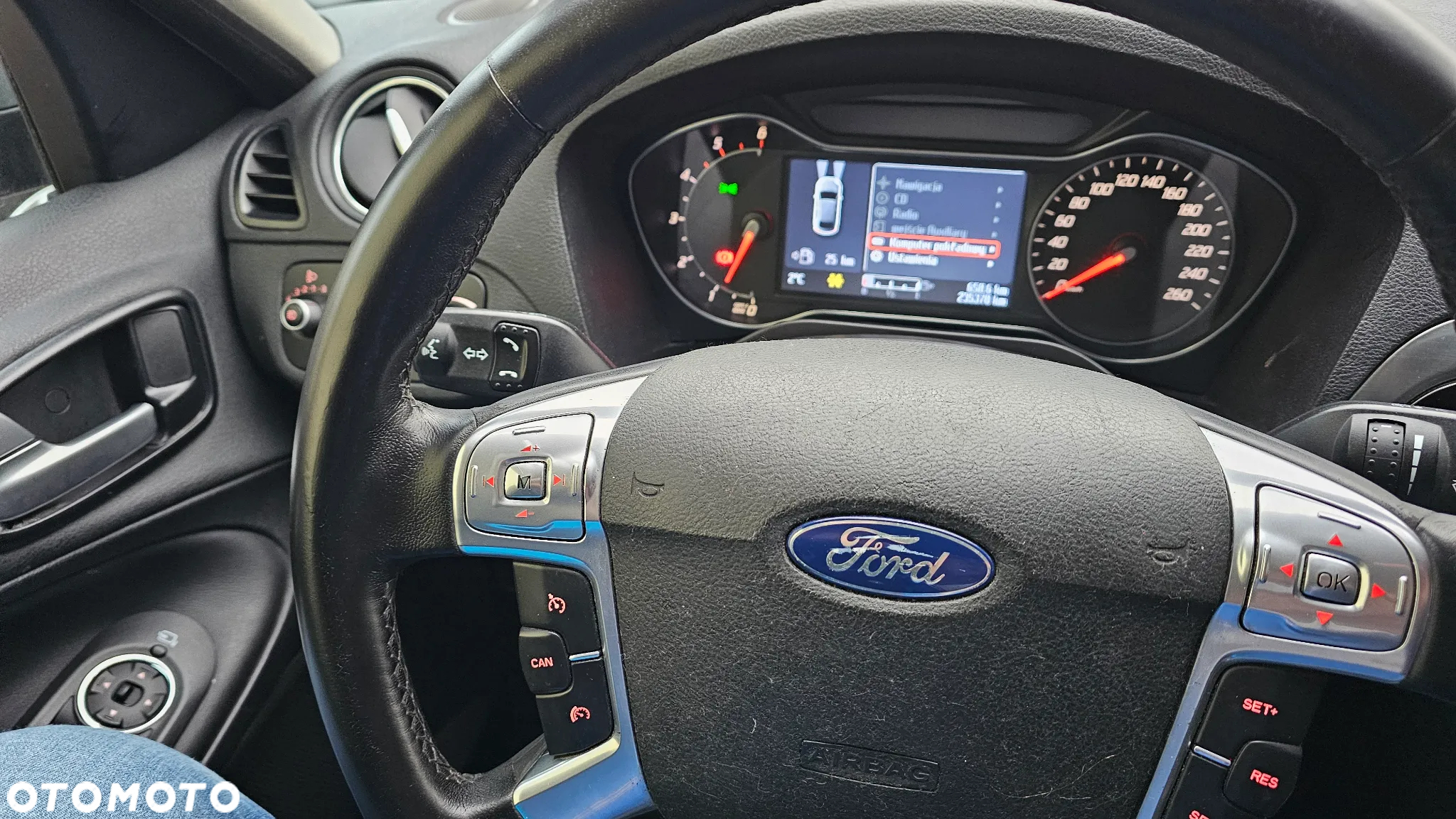 Ford S-Max 2.0 TDCi DPF Titanium - 18