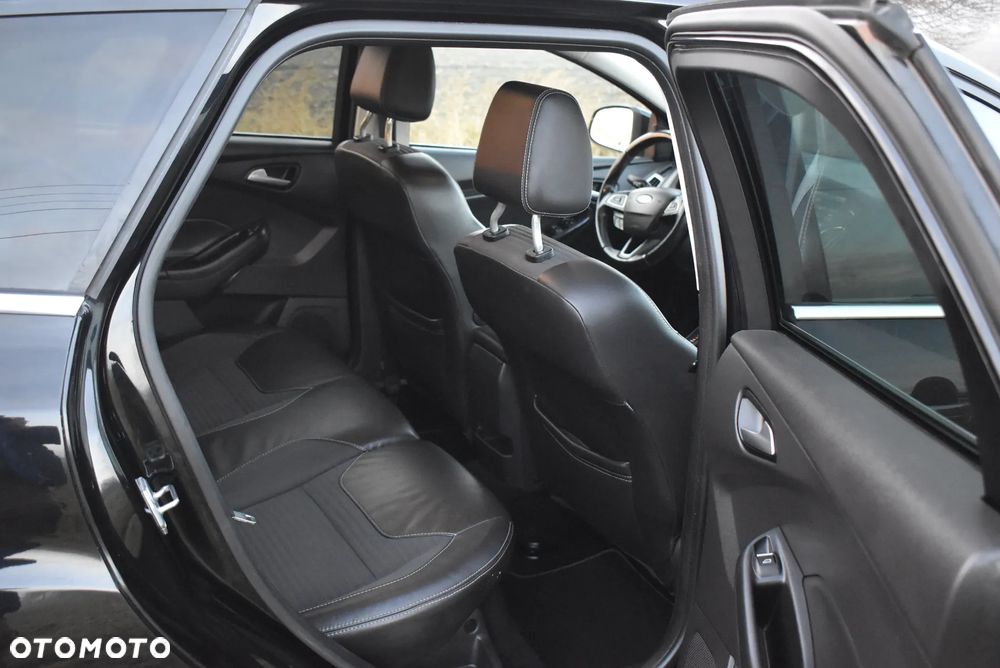 Ford Focus 1.5 TDCi DPF Start-Stopp-System Titanium - 33