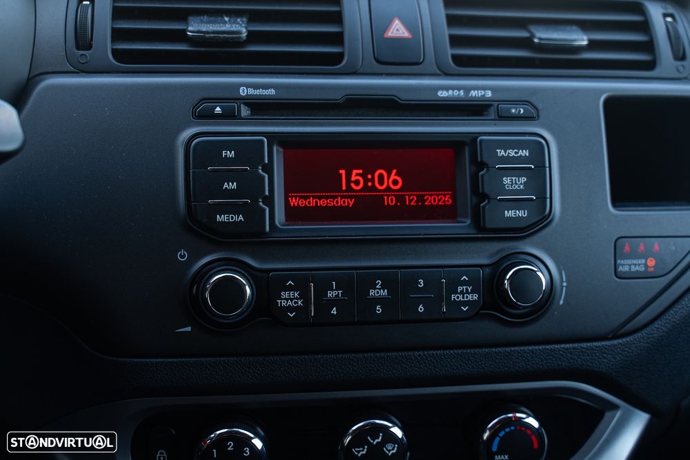 Kia Rio 1.4 Platinum Edition - 16