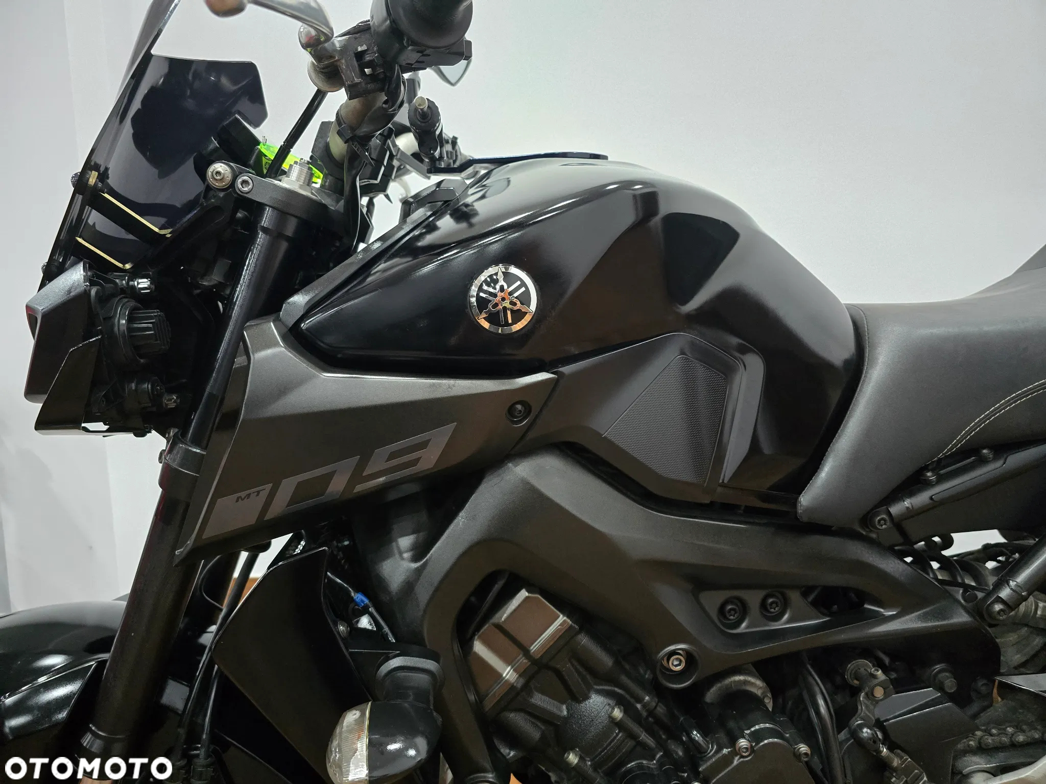 Yamaha MT - 6