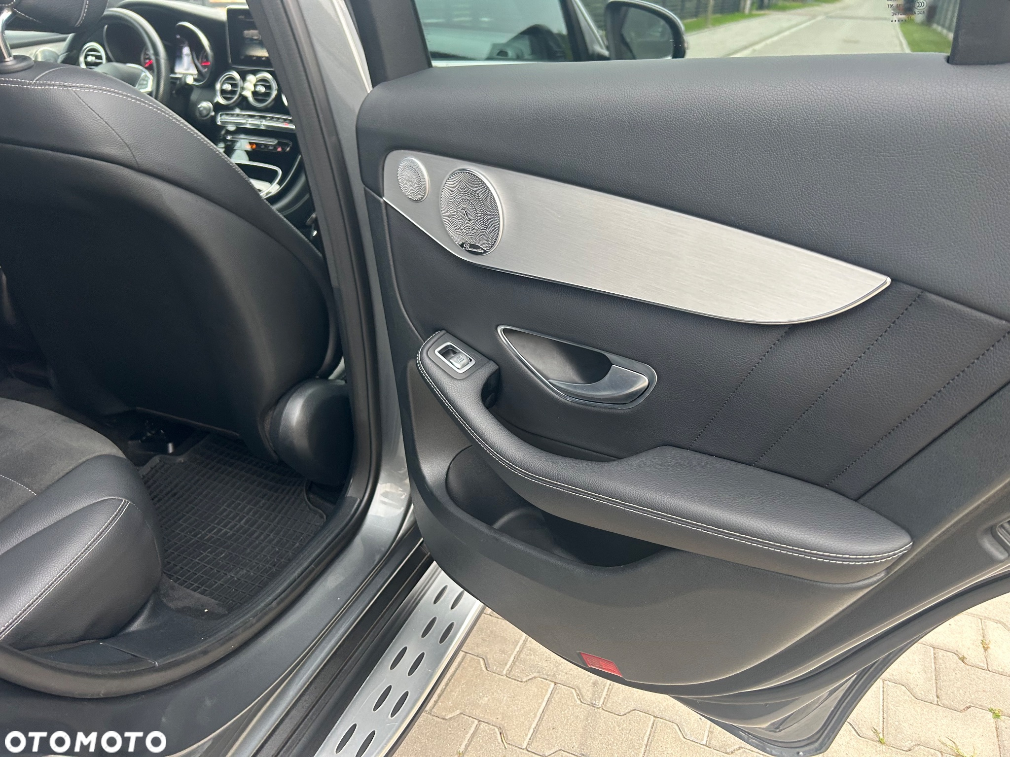 Mercedes-Benz GLC 350 d 4Matic 9G-TRONIC AMG Line - 19