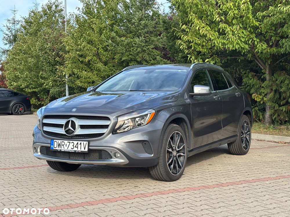 Mercedes-Benz GLA 250 7G-DCT - 3